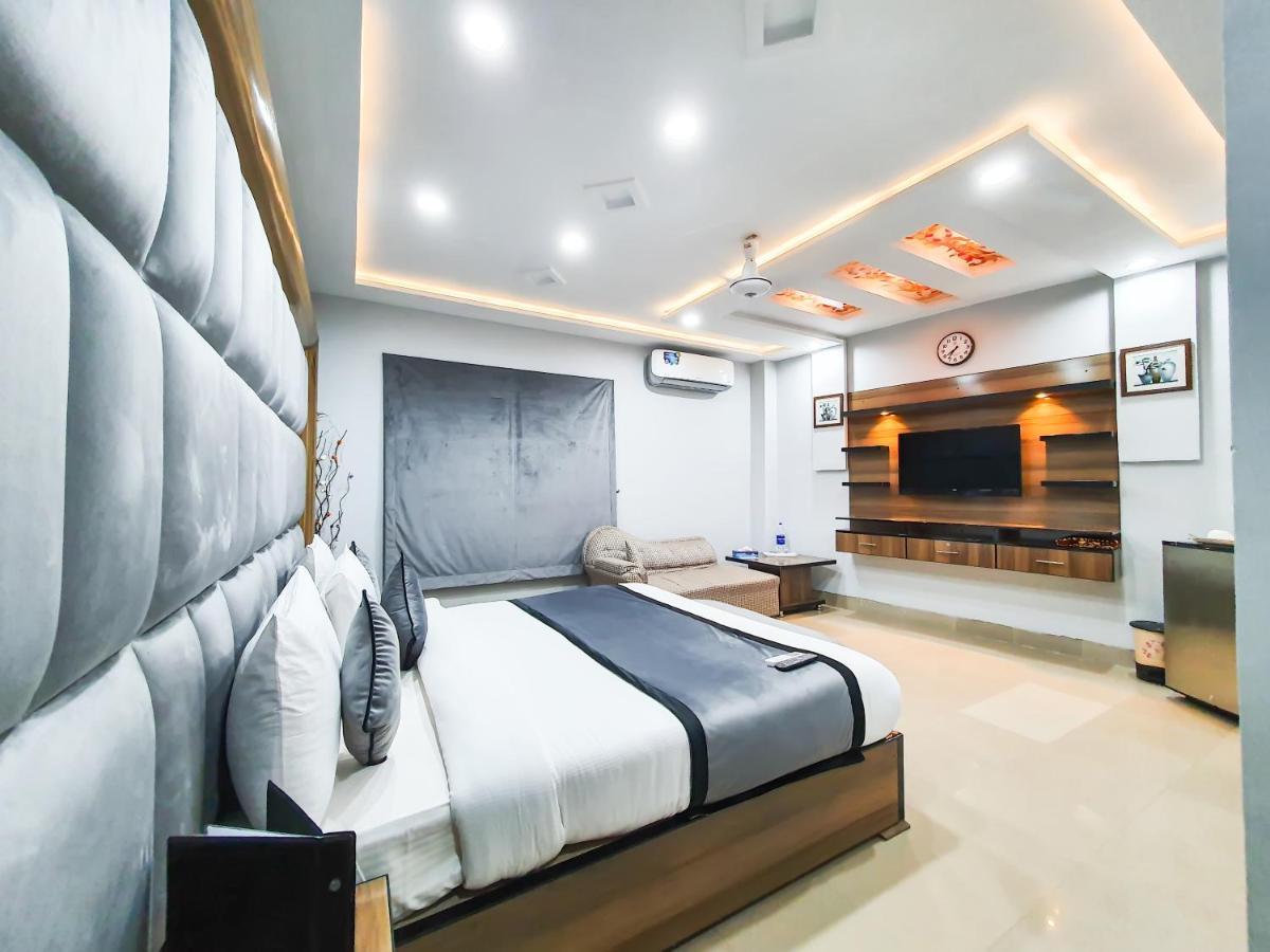 Hotel Crown Inn Multan Luaran gambar