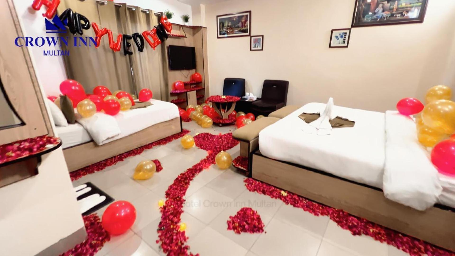 Hotel Crown Inn Multan Luaran gambar