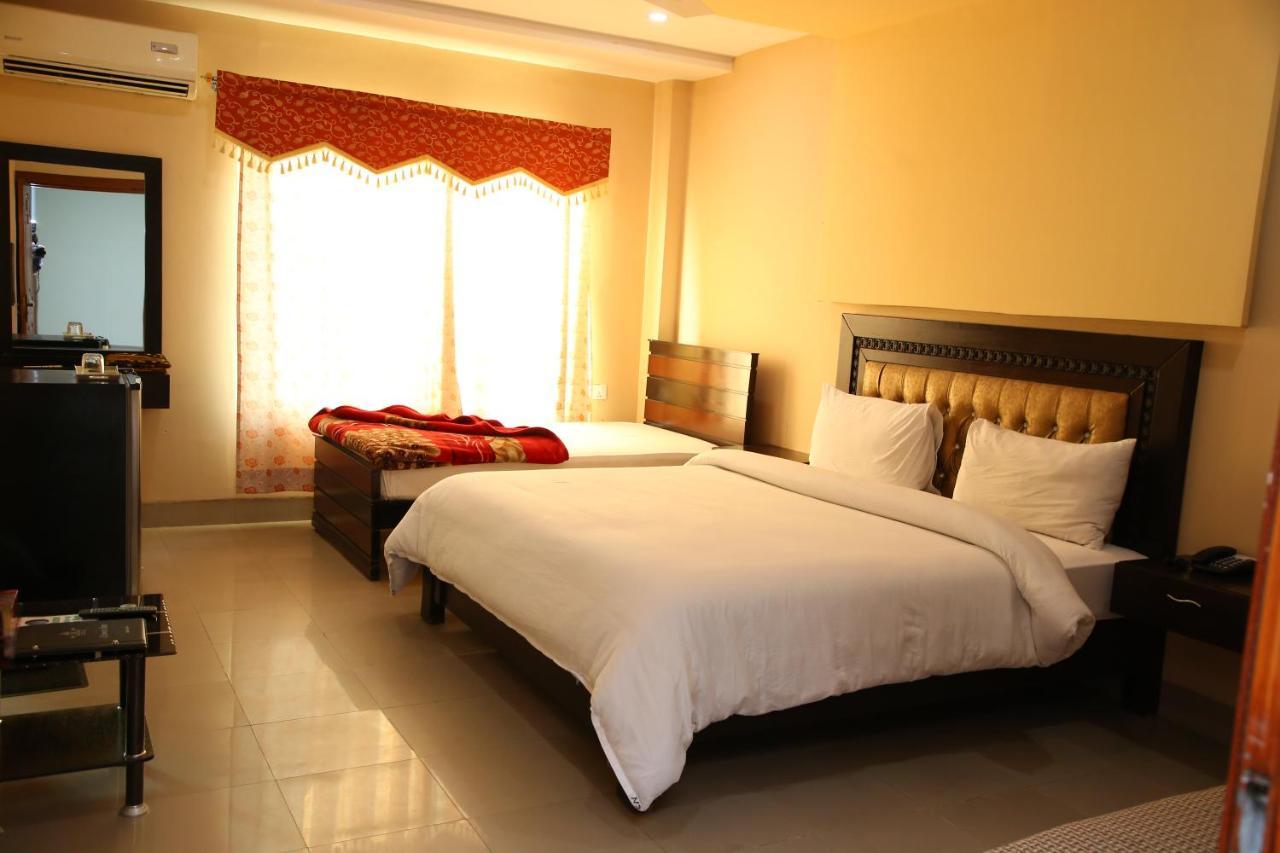 Hotel Crown Inn Multan Luaran gambar