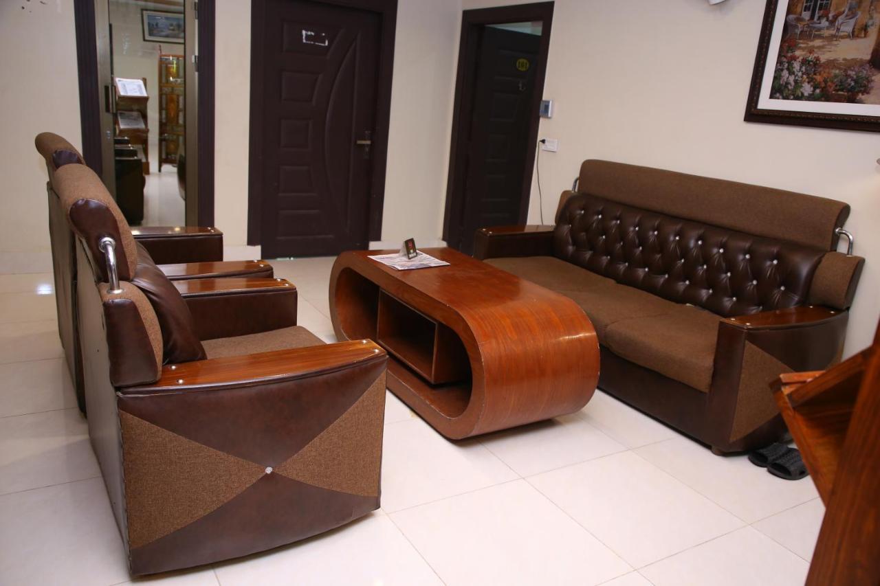 Hotel Crown Inn Multan Luaran gambar